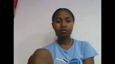 Snapshot of chantale483461 chatting on 05/17/26, 05:05 chantale483461 online show from 05/17/26, 05:05