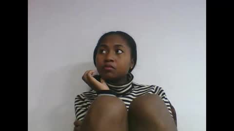 Snapshot of chantale483461 chatting on 06/09/26, 05:30 chantale483461 online show from 06/09/26, 05:30
