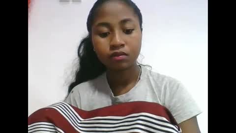 Snapshot of chantale483461 chatting on 06/11/26, 04:32 chantale483461 online show from 06/11/26, 04:32