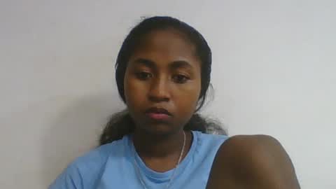 Snapshot of chantale483461 chatting on 06/14/26, 04:42 chantale483461 online show from 06/14/26, 04:42