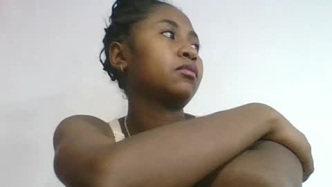 Snapshot of chantale483461 chatting on 06/17/26, 06:16 chantale483461 online show from 06/17/26, 06:16
