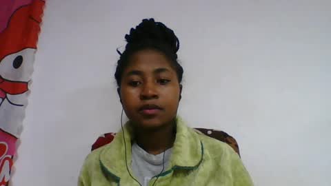 Snapshot of chantale483461 chatting on 07/15/26, 04:18 chantale483461 online show from 07/15/26, 04:18