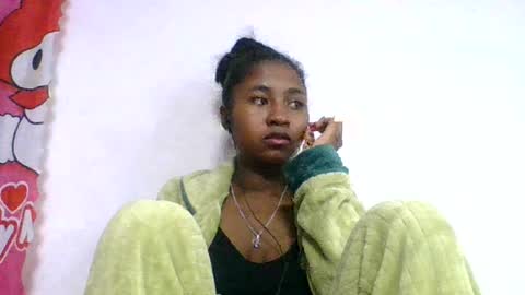 Snapshot of chantale483461 chatting on 07/17/26, 05:58 chantale483461 online show from 07/17/26, 05:58