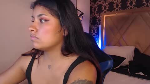  chantalpetit  online show from 04/10/26, 07:40