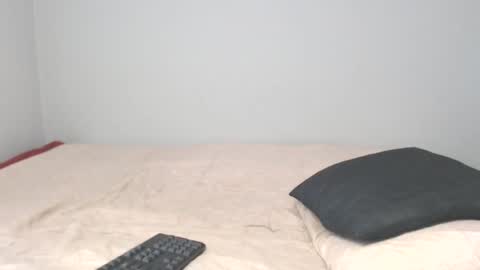 chantel87_ online show from 02/16/25, 04:53