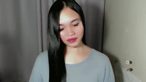 Snapshot of chantelle_fuckdoll chatting on 12/17/24, 12:56 CHANTELLE online show from 12/17/24, 12:56