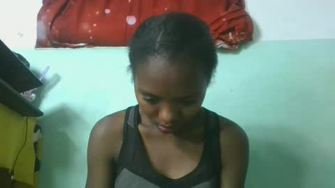 Snapshot of chanteuse655720 chatting on 04/28/26, 04:39 chanteuse655720 online show from 04/28/26, 04:39