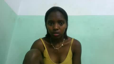 Snapshot of chanteuse655720 chatting on 05/18/26, 05:13 chanteuse655720 online show from 05/18/26, 05:13