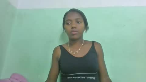 Snapshot of chanteuse655720 chatting on 05/19/26, 05:14 chanteuse655720 online show from 05/19/26, 05:14