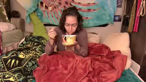 fish online show from 12/25/24, 04:54