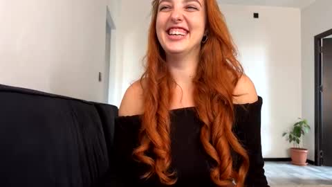 Snapshot of chaptertoo chatting on 09/20/25, 11:00 SofiLiam online show from 09/20/25, 11:00