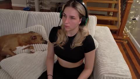 char  online show from 03/18/26, 12:25