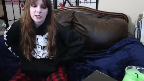 Snapshot of chariotmay chatting on 03/08/25, 02:45 Chariot May online show from 03/08/25, 02:45