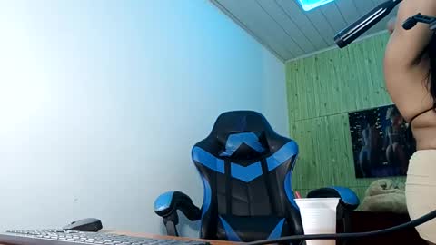 charis 2 online show from 11/23/25, 11:32