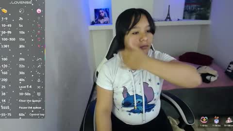 charis 2 online show from 11/25/25, 11:54