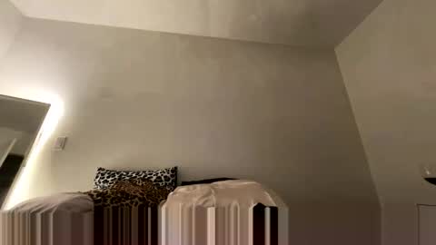 Snapshot of charismasweets chatting on 09/12/25, 03:39 charismasweets online show from 09/12/25, 03:39