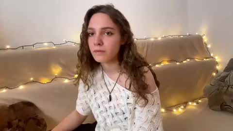 Snapshot of charlalaroia chatting on 06/16/26, 10:07 Diana online show from 06/16/26, 10:07