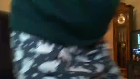 Snapshot of charle79 chatting on 01/02/25, 01:17 charle79 online show from 01/02/25, 01:17