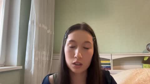 Snapshot of charleenmee chatting on 02/27/26, 12:38 Scarlett online show from 02/27/26, 12:38