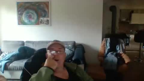 Snapshot of charles6064 chatting on 09/12/25, 07:30 charles6064 online show from 09/12/25, 07:30