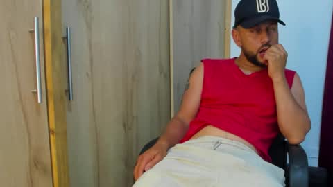 Snapshot of charles_green_ chatting on 05/03/26, 03:12 charles green online show from 05/03/26, 03:12