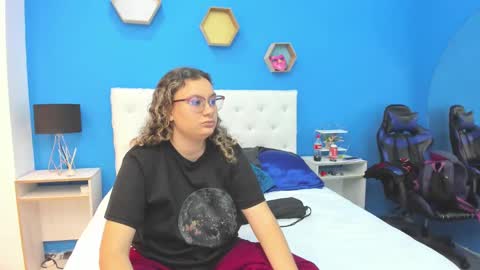 Charles y Elara online show from 01/29/25, 03:12