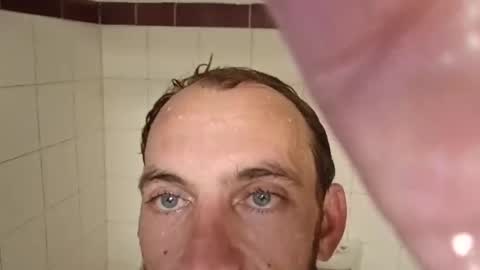 Snapshot of charlesb13 chatting on 04/16/26, 02:01 charlesb13 online show from 04/16/26, 02:01