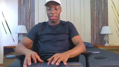 Snapshot of charlesbrown_ chatting on 05/18/26, 01:39 charlesbrown_ online show from 05/18/26, 01:39