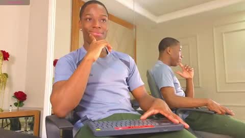 Snapshot of charlesbrown_ chatting on 06/11/26, 01:42 charlesbrown_ online show from 06/11/26, 01:42