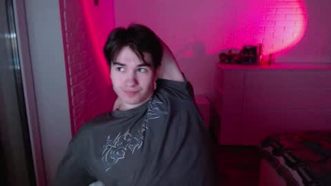 charleshanson69 online show from 12/18/25, 12:44