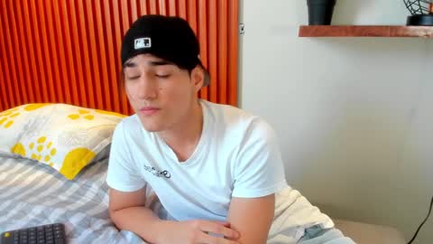 Snapshot of charley_morgan chatting on 02/05/25, 07:10 charley_morgan online show from 02/05/25, 07:10