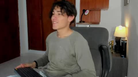 Snapshot of charley_morgan chatting on 02/08/25, 06:55 charley_morgan online show from 02/08/25, 06:55