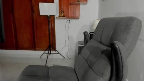 Snapshot of charley_morgan chatting on 02/22/25, 09:59 charley_morgan online show from 02/22/25, 09:59