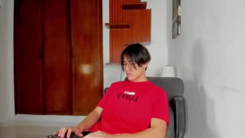 Snapshot of charley_morgan chatting on 03/01/25, 06:32 charley_morgan online show from 03/01/25, 06:32