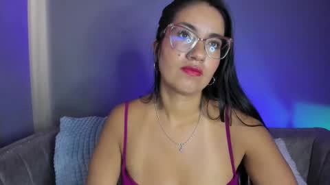 charlhot_ online show from 10/21/25, 12:39