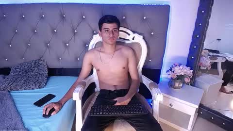 Charlie online show from 10/09/25, 04:32