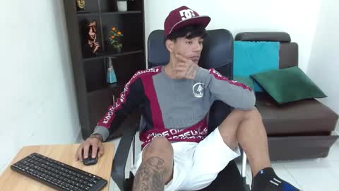 Charlie oconnor online show from 01/11/25, 03:44