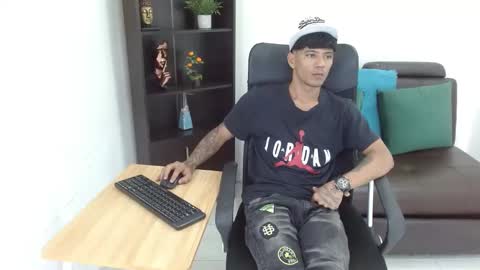 Charlie oconnor online show from 01/12/25, 04:00