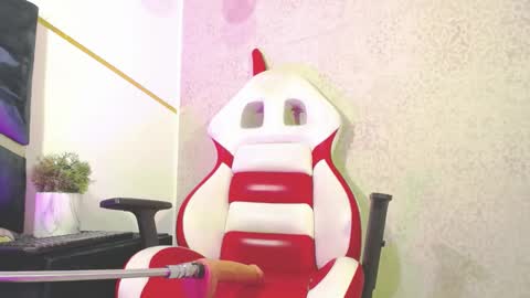 CHARLIE online show from 01/11/25, 08:21