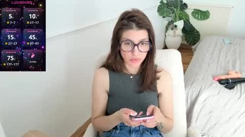 Snapshot of charlieangella chatting on 03/17/26, 07:44 Charlie online show from 03/17/26, 07:44