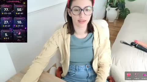 Snapshot of charlieangella chatting on 04/28/26, 06:51 Charlie online show from 04/28/26, 06:51