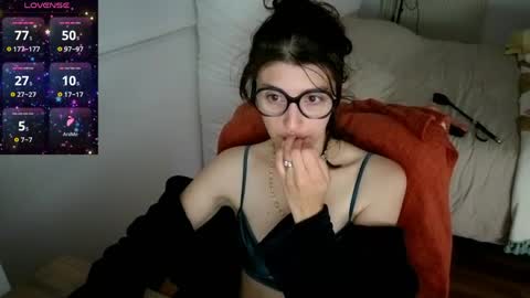 Snapshot of charlieangella chatting on 06/09/26, 06:25 Charlie online show from 06/09/26, 06:25