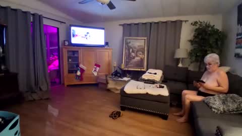 charliebroun online show from 12/03/25, 04:20