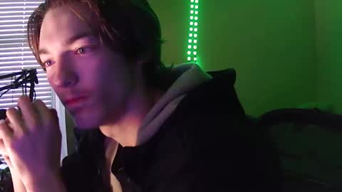 Snapshot of charlied09302 chatting on 11/03/25, 01:23 char sexiness online show from 11/03/25, 01:23