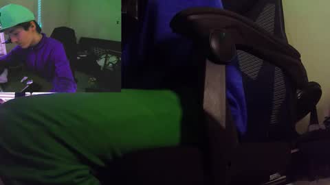 Snapshot of charlied09302 chatting on 02/03/26, 03:28 char sexiness online show from 02/03/26, 03:28