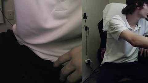 Snapshot of charlied09302 chatting on 04/29/26, 01:10 char sexiness online show from 04/29/26, 01:10