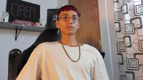 Charles Russo online show from 12/21/24, 08:21