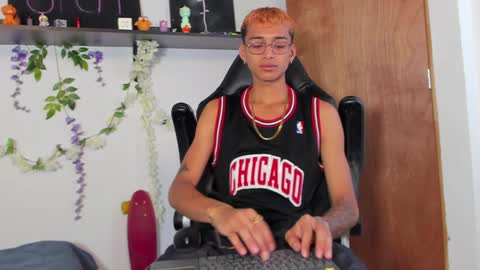 Charles Russo online show from 01/25/25, 03:41