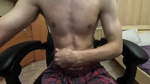 Snapshot of charliehoffa chatting on 12/20/24, 08:01 Charlie online show from 12/20/24, 08:01