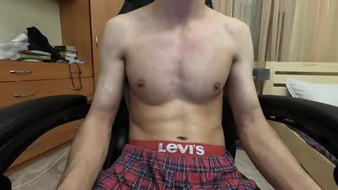 Snapshot of charliehoffa chatting on 12/25/24, 10:48 Charlie online show from 12/25/24, 10:48